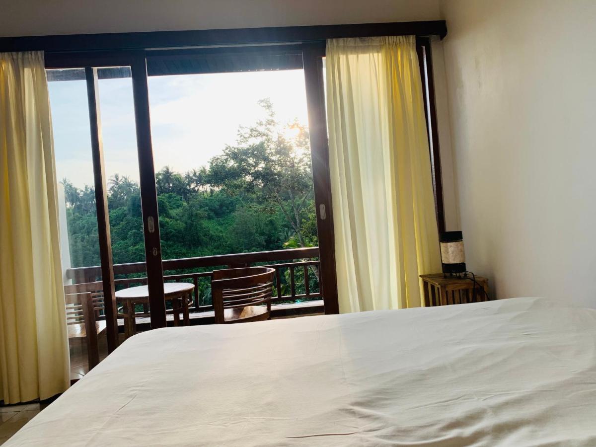 D'Tepi Ubud House Esterno foto