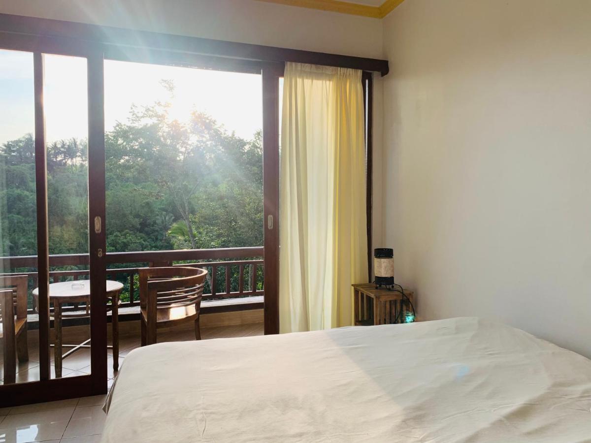 D'Tepi Ubud House Esterno foto