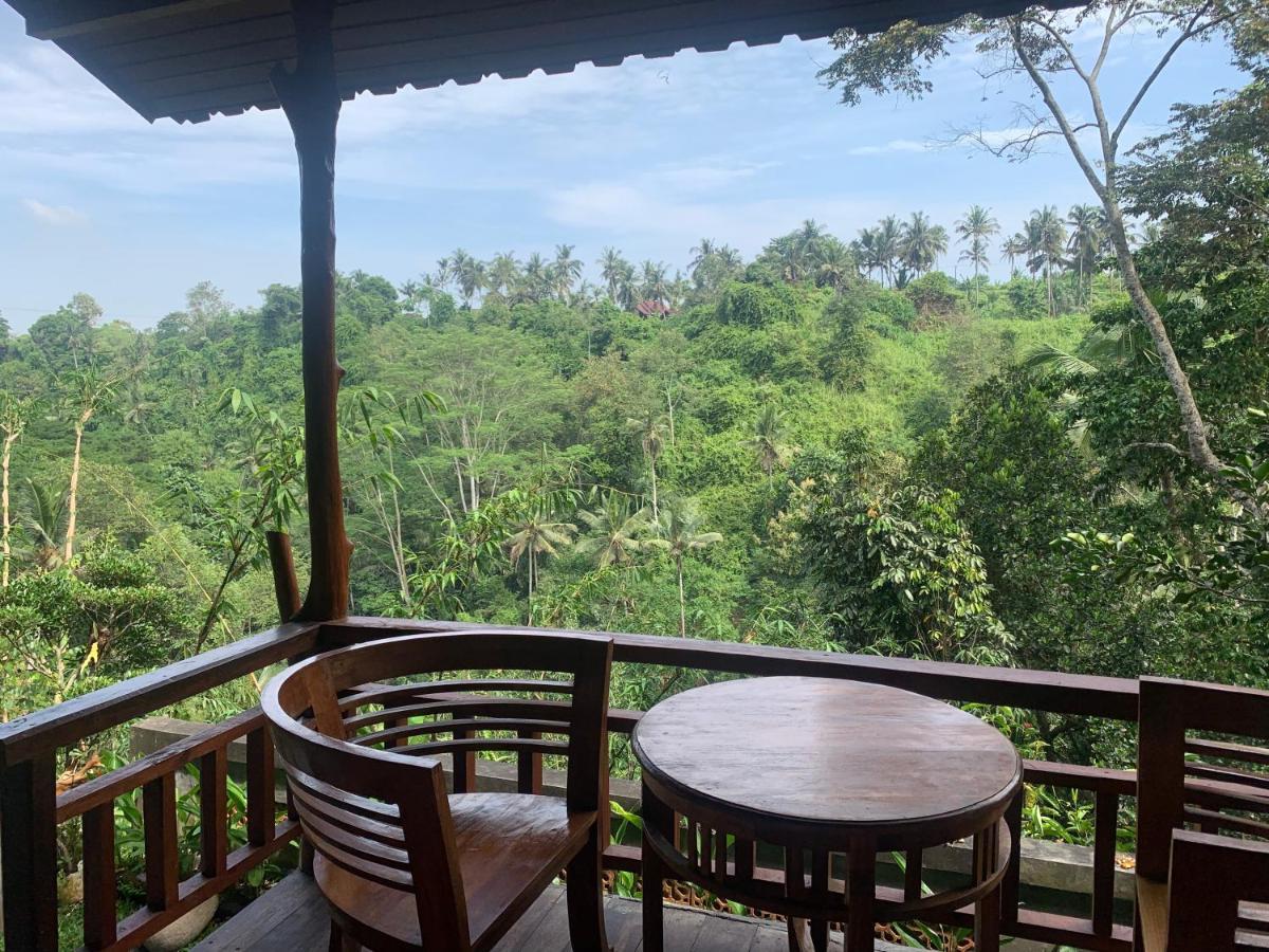 D'Tepi Ubud House Esterno foto