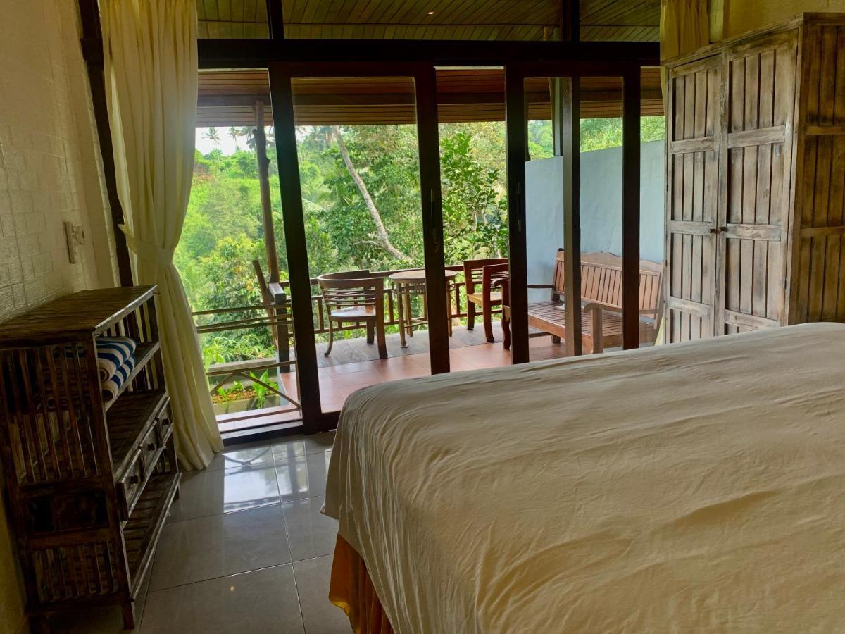 D'Tepi Ubud House Esterno foto