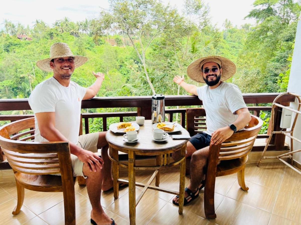 D'Tepi Ubud House Esterno foto