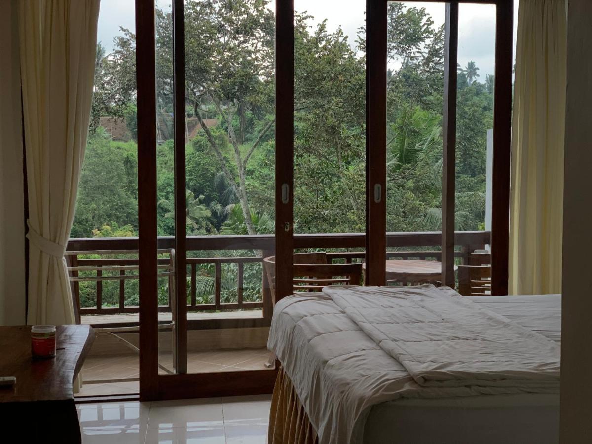 D'Tepi Ubud House Esterno foto