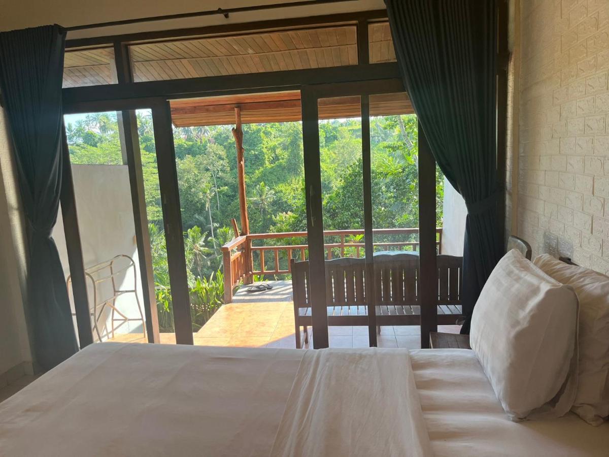 D'Tepi Ubud House Esterno foto